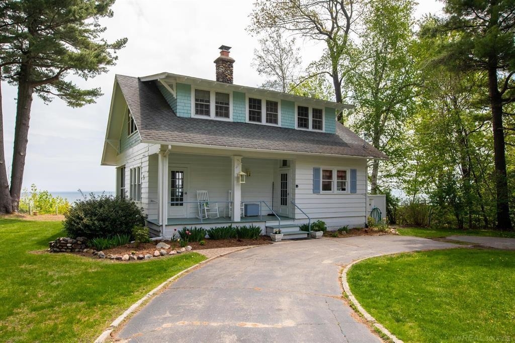 4121 Lakeshore Road Lexington, MI 48450 - Photo 1 of 13