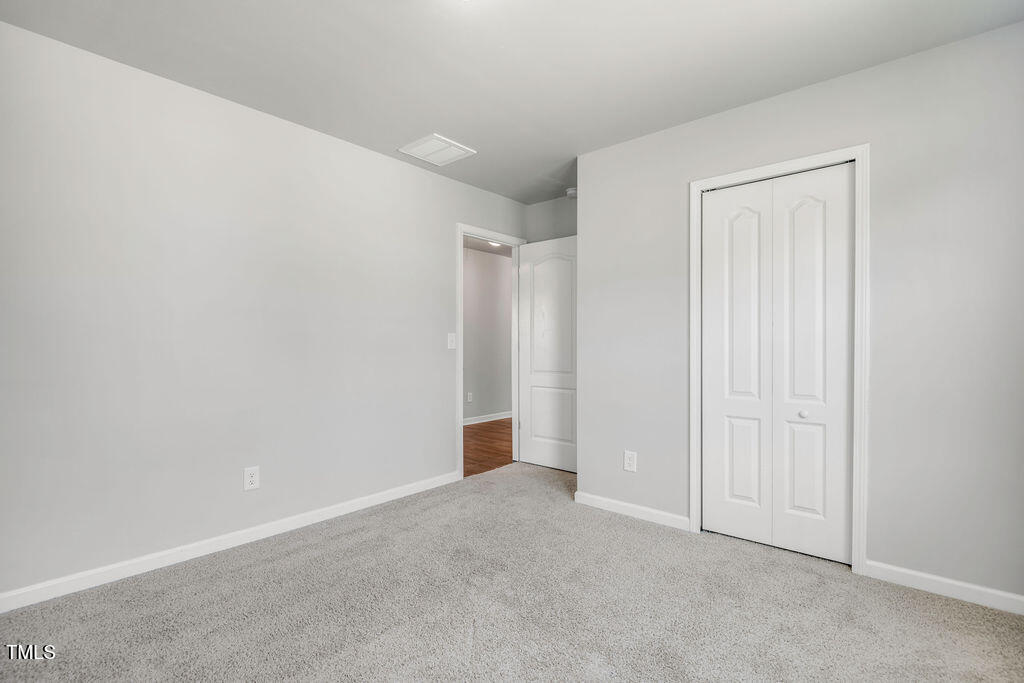 221 Hallow Oak Street Spring Lake, NC 28390 - Photo 10 of 19 NKZ_1694