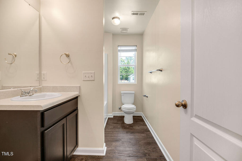 221 Hallow Oak Street Spring Lake, NC 28390 - Photo 14 of 19 NKZ_1655