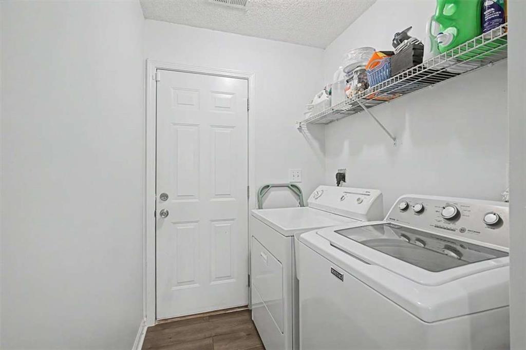 94 Villa Rosa Way Temple, GA 30179 - Photo 20 of 34 a utility room with dryer and washer