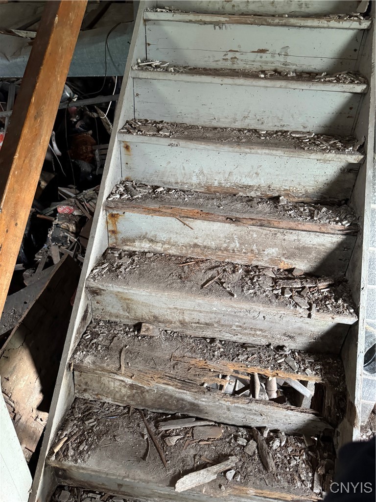 362 Long Branch Road Geddes, NY 13209 - Photo 27 of 38 Basement stairs, DO NOT USE