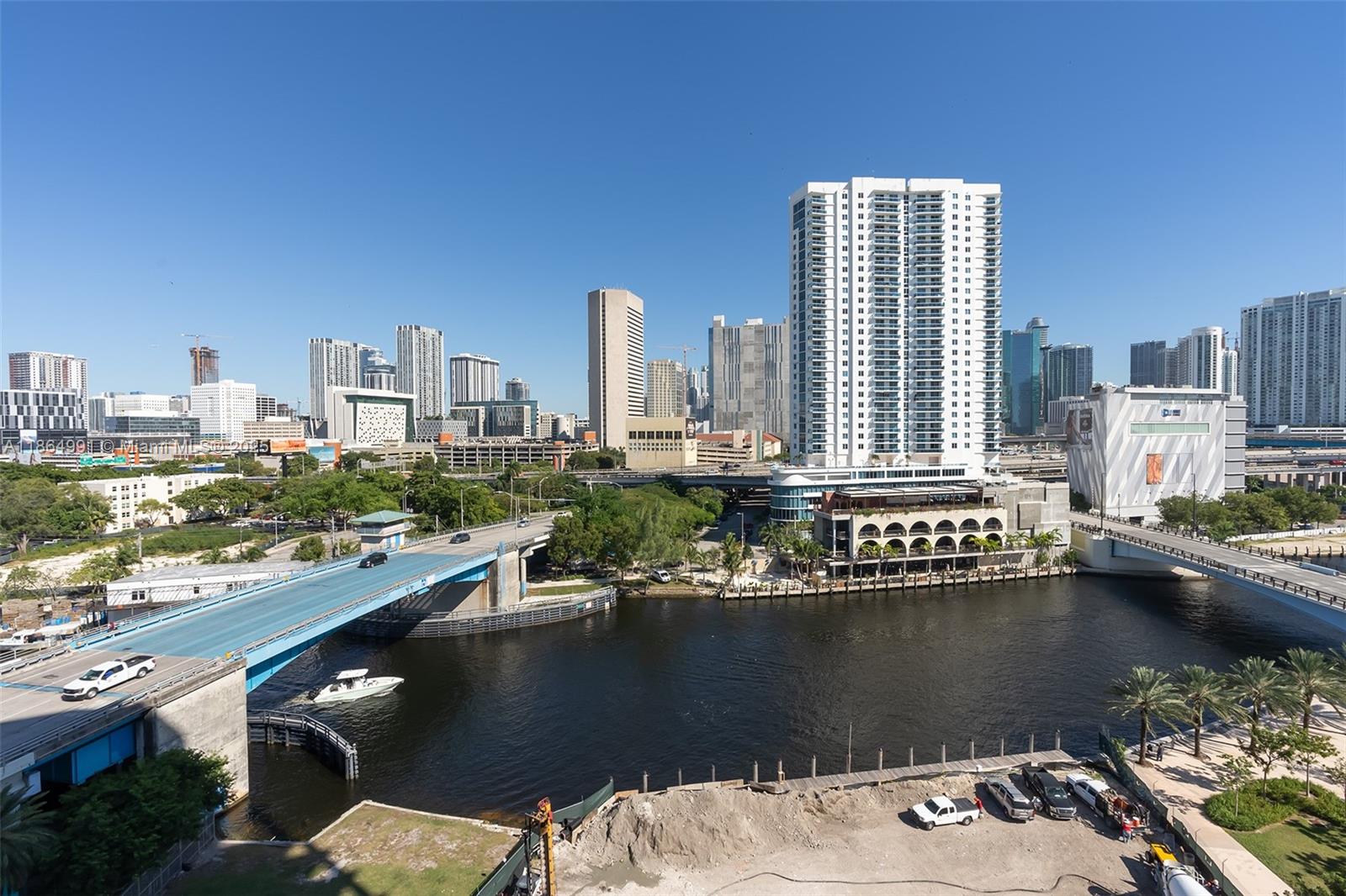 Riverside Miami, FL 33130 - Photo 17 of 20 a view of a city with tall buildings