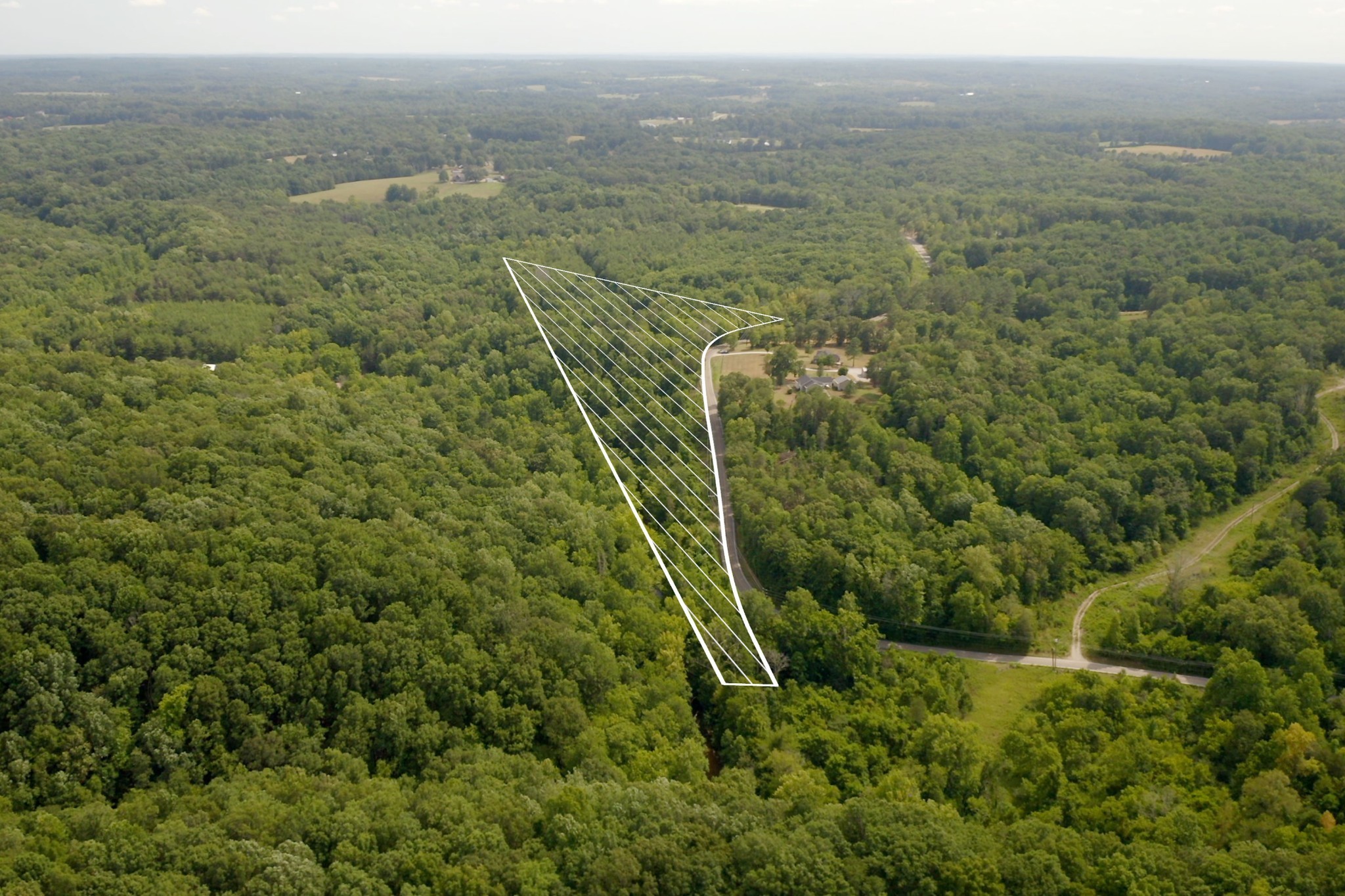 0 Crow Cut Road Northwest Fairview, TN 37062 - Photo 3 of 16 a view of a yard