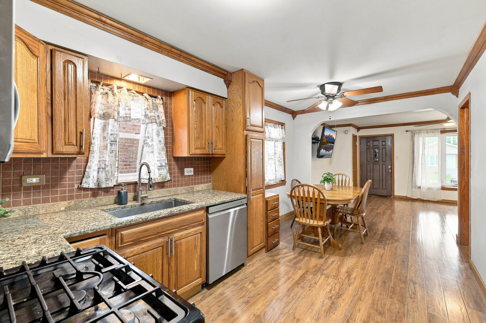 11157 South Spaulding Avenue Chicago, IL 60655 - Photo 7 of 21