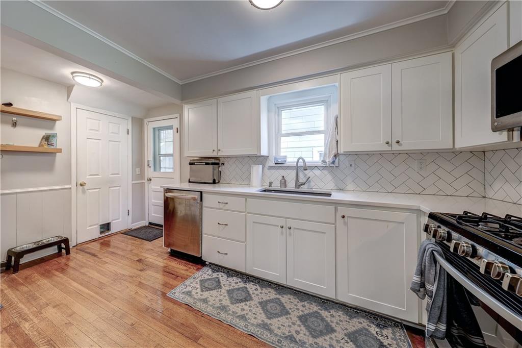 6108 Rockhill Road Kansas City, MO 64110 - Photo 8 of 27