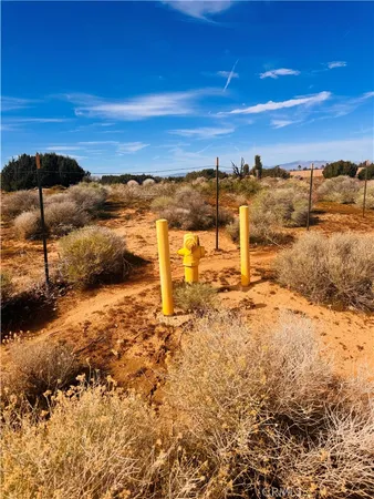 $229,995 | 22 West Ave O 8, Palmdale, CA 93551