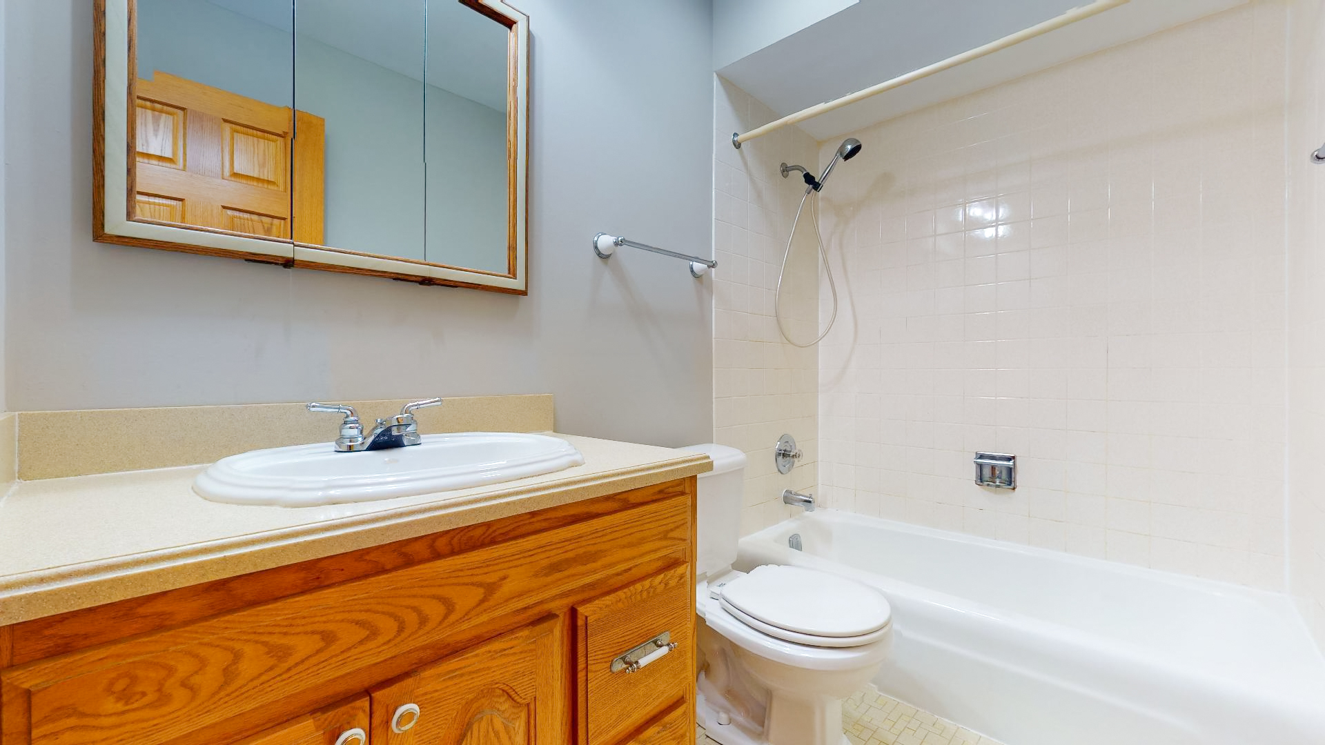 925 East Bailey Road Naperville, IL 60565 - Photo 23 of 36