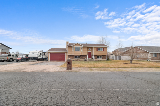 4901 West 650 North West Point, UT 84015 - Photo 4 of 40