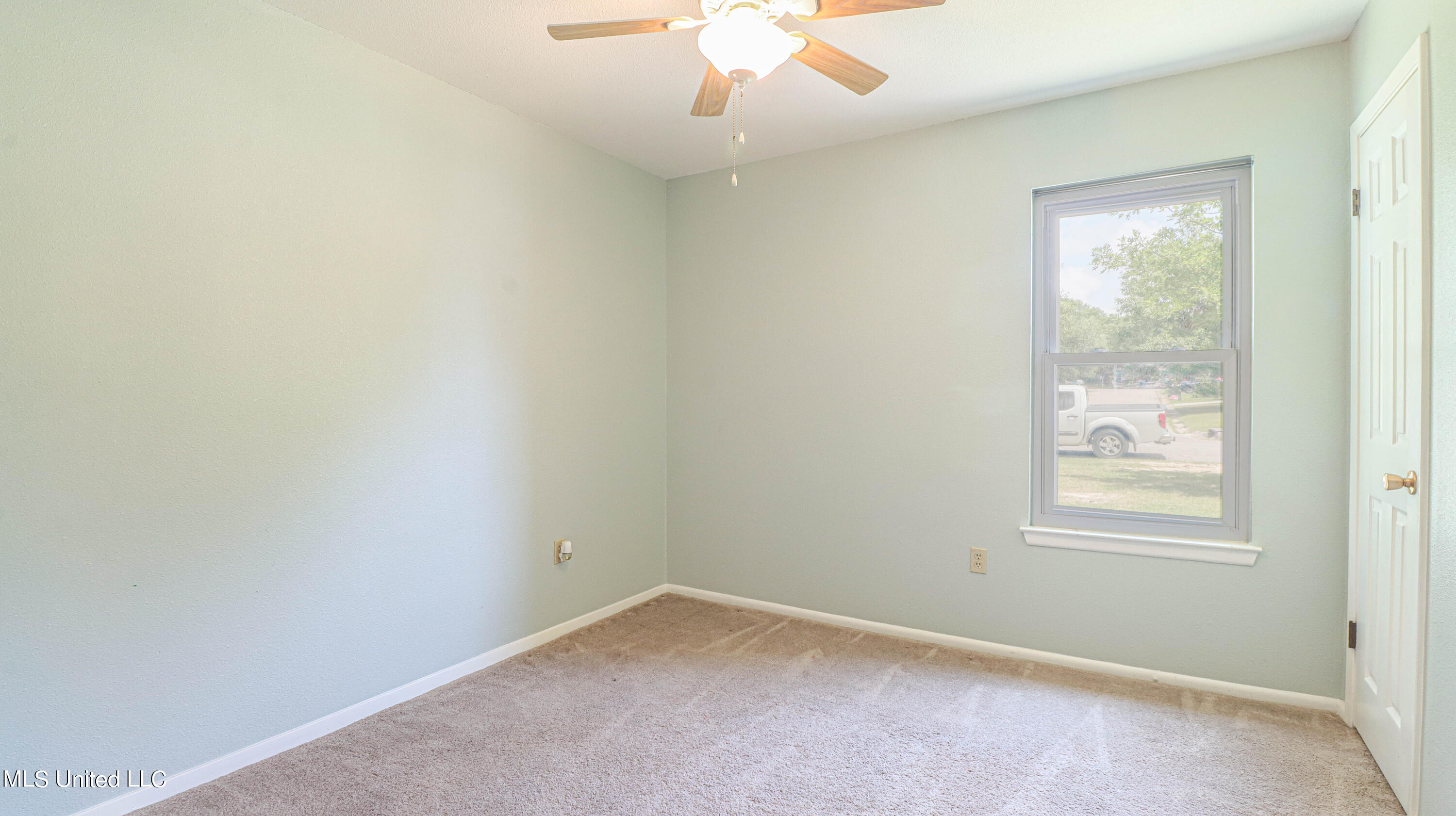 917 Hemlock Road Gulfport, MS 39503 - Photo 12 of 20 917 Hemlock-100004