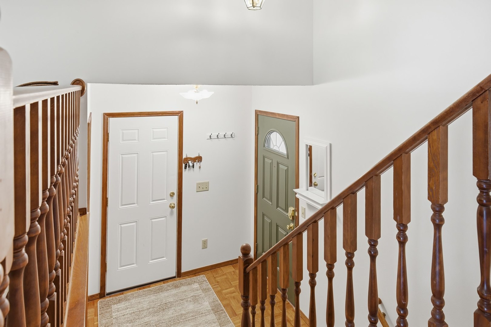 2813 Rocksbury Drive Bloomington, IL 61705 - Photo 2 of 39