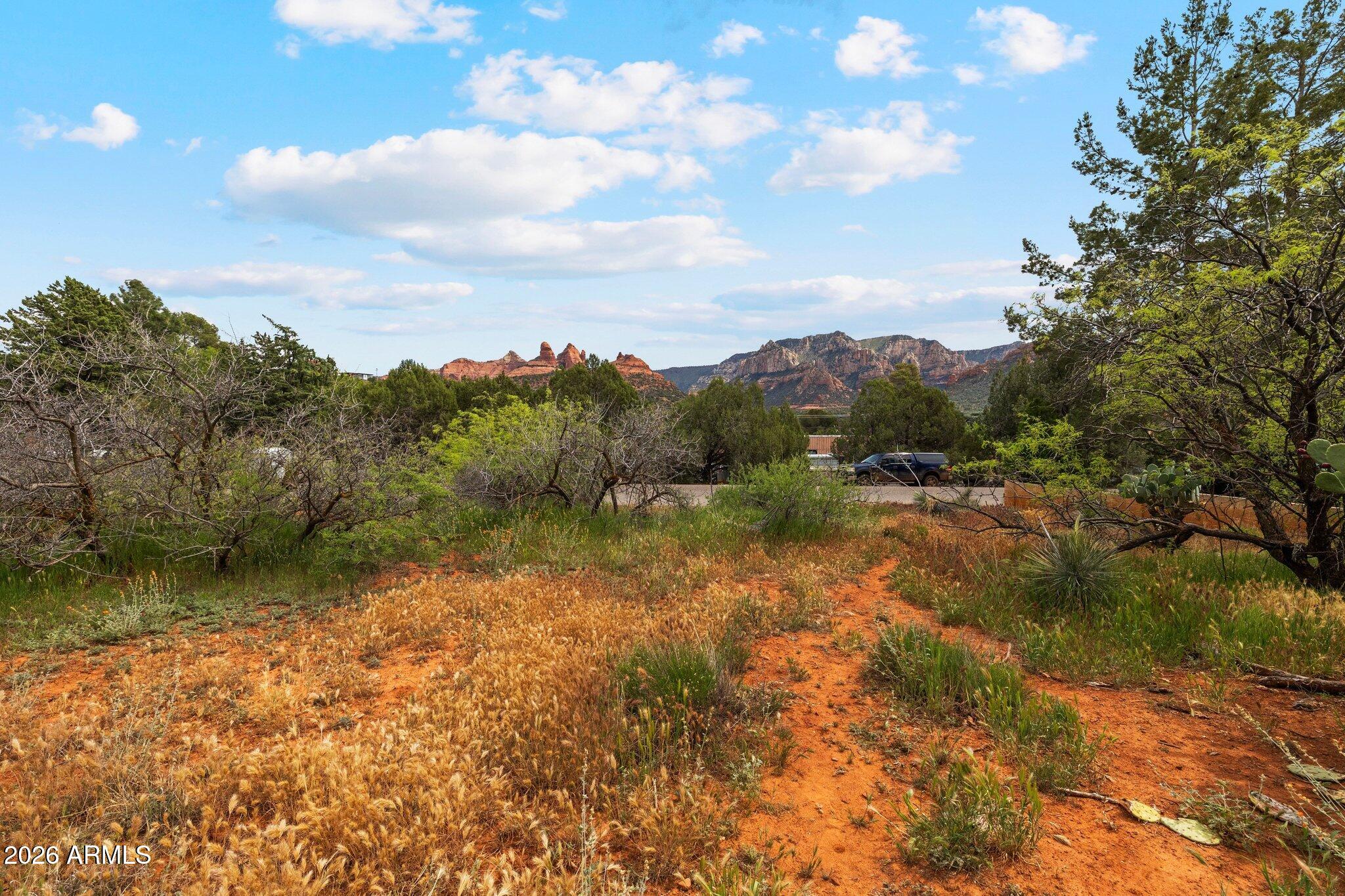 443 Van Deren Road Sedona, AZ 86336 - Photo 4 of 30 004_5e8a9541_916