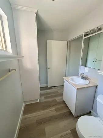 $2,000 | 225 Melrose Avenue, Unit 1, Encinitas, CA 92024