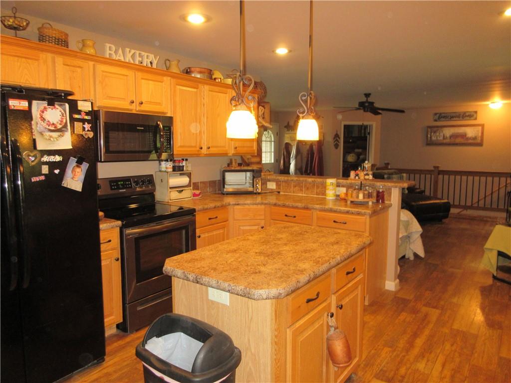 3118 Conway Wallrose Road Baden, PA 15005 - Photo 13 of 24