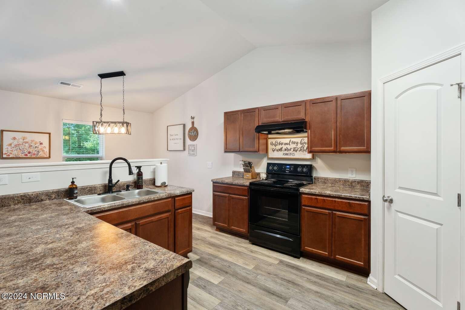 246 Sewell Road Jacksonville, NC 28540 - Photo 13 of 20 Legrand.13