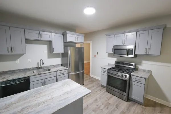 $3,100 | 82 Fuller Street, Unit 1, Boston, MA 02124