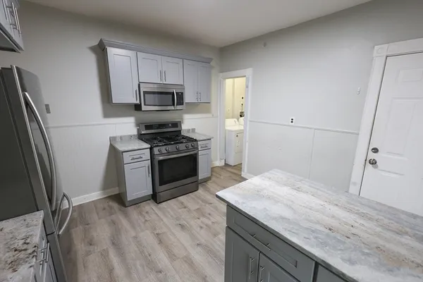 $3,100 | 82 Fuller Street, Unit 1, Boston, MA 02124