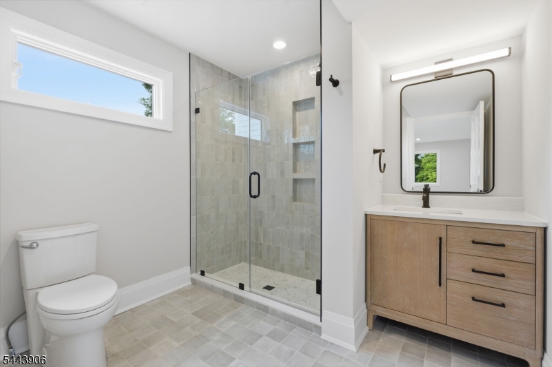 180 Round Top Road Bernardsville, NJ 07924 - Photo 14 of 50