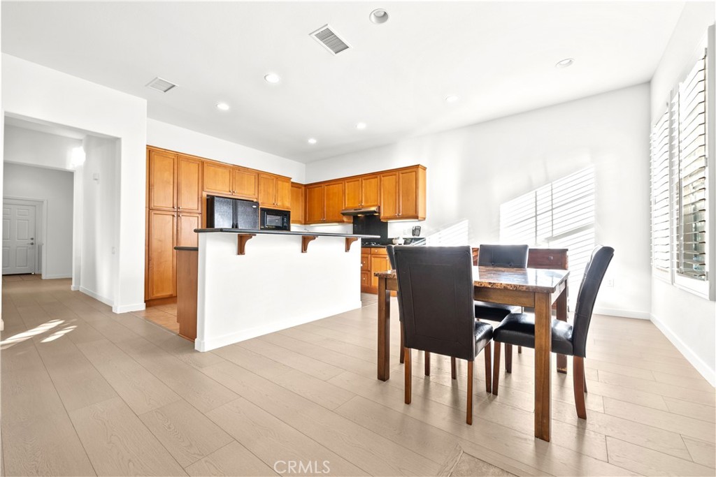 23815 Balsa Court Valencia, CA 91354 - Photo 10 of 35