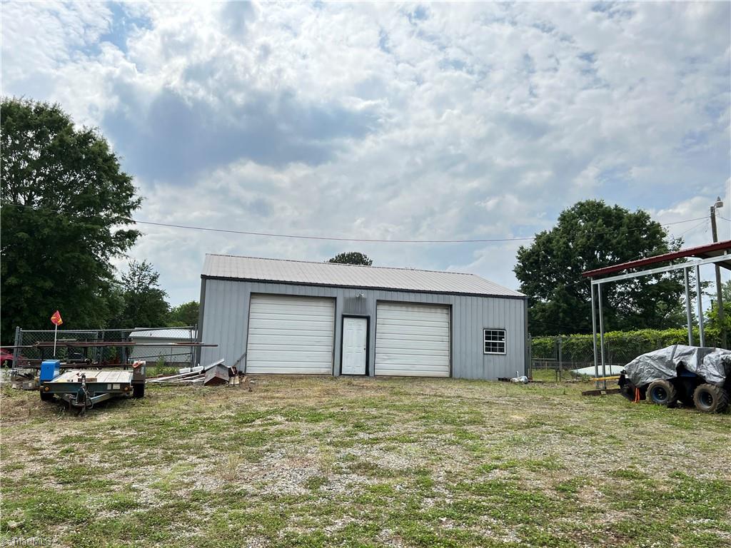 490 Frank Fleer Road Lexington, NC 27292 - Photo 13 of 50 Gallery Image 13