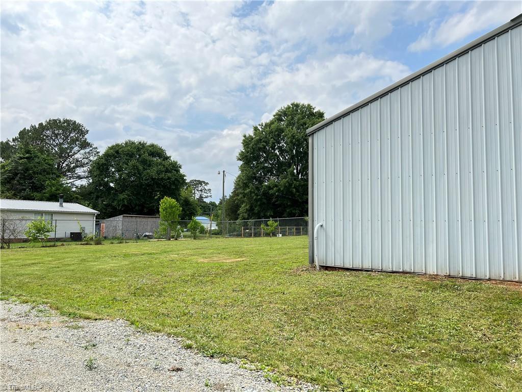 490 Frank Fleer Road Lexington, NC 27292 - Photo 14 of 50 Gallery Image 14
