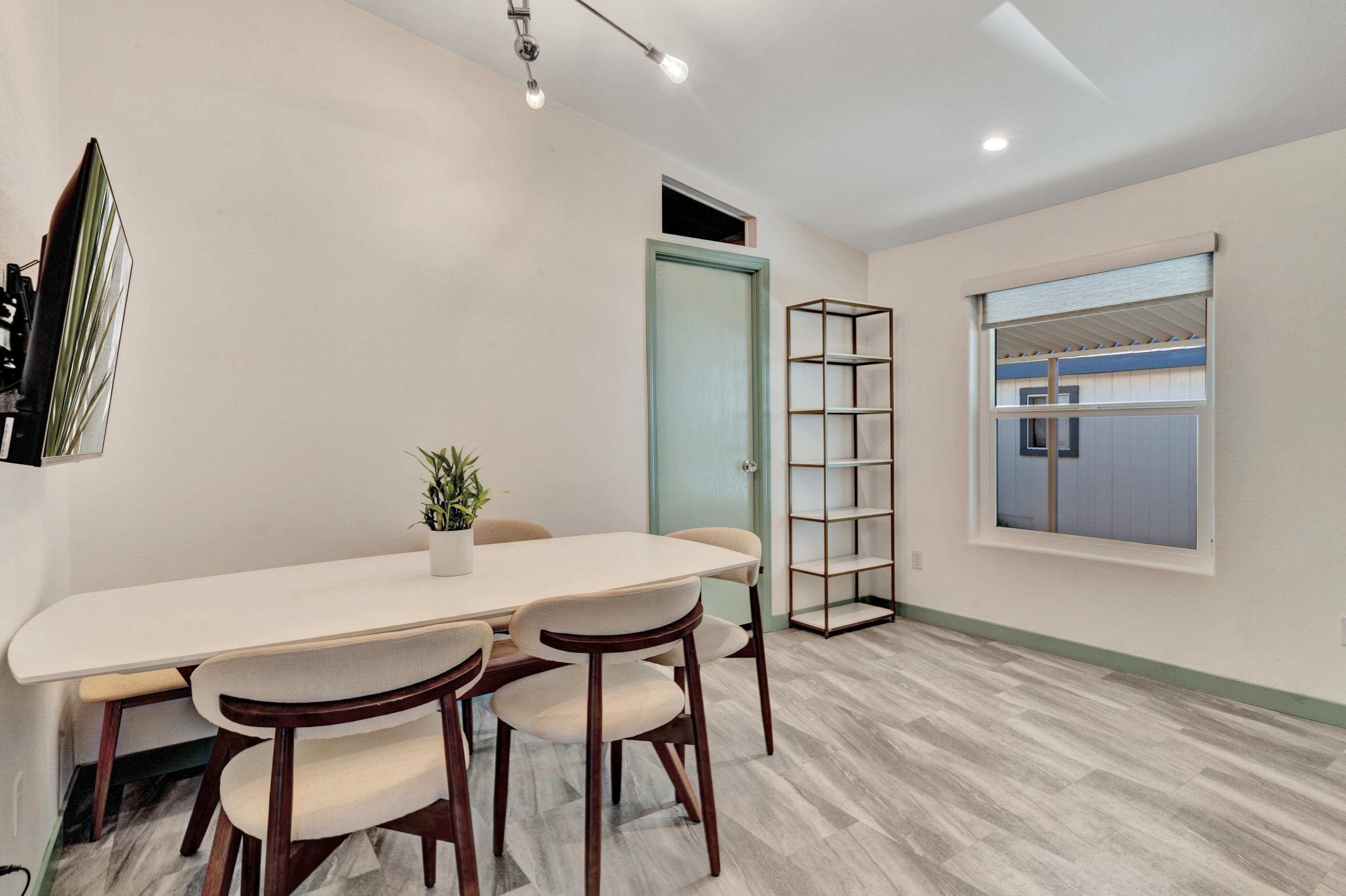 18070 Langlois Road, Unit 225 Desert Hot Springs, CA 92241 - Photo 14 of 25 Dining Area