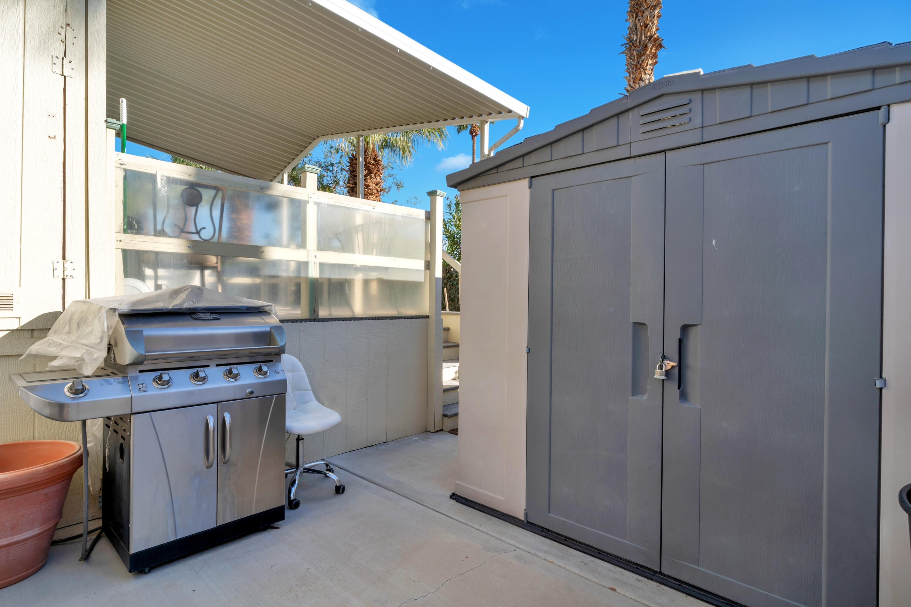 18070 Langlois Road, Unit 225 Desert Hot Springs, CA 92241 - Photo 23 of 25 BBQ Area