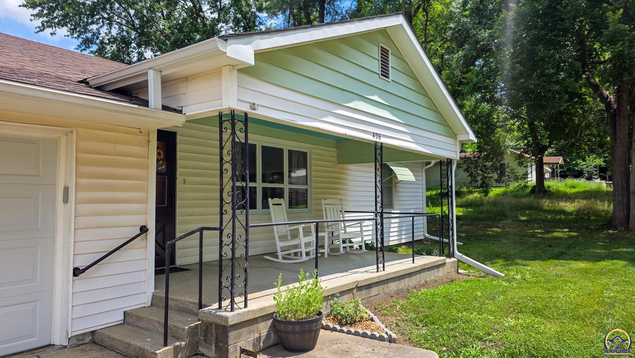 406 Cherry Street Madison, KS 66860 - Photo 6 of 42