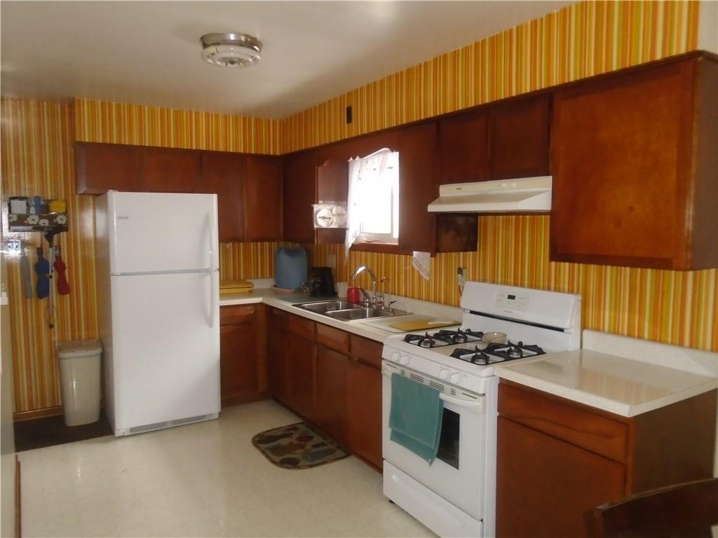 342 Center Street Baden, PA 15005 - Photo 4 of 14 Gallery Image 4
