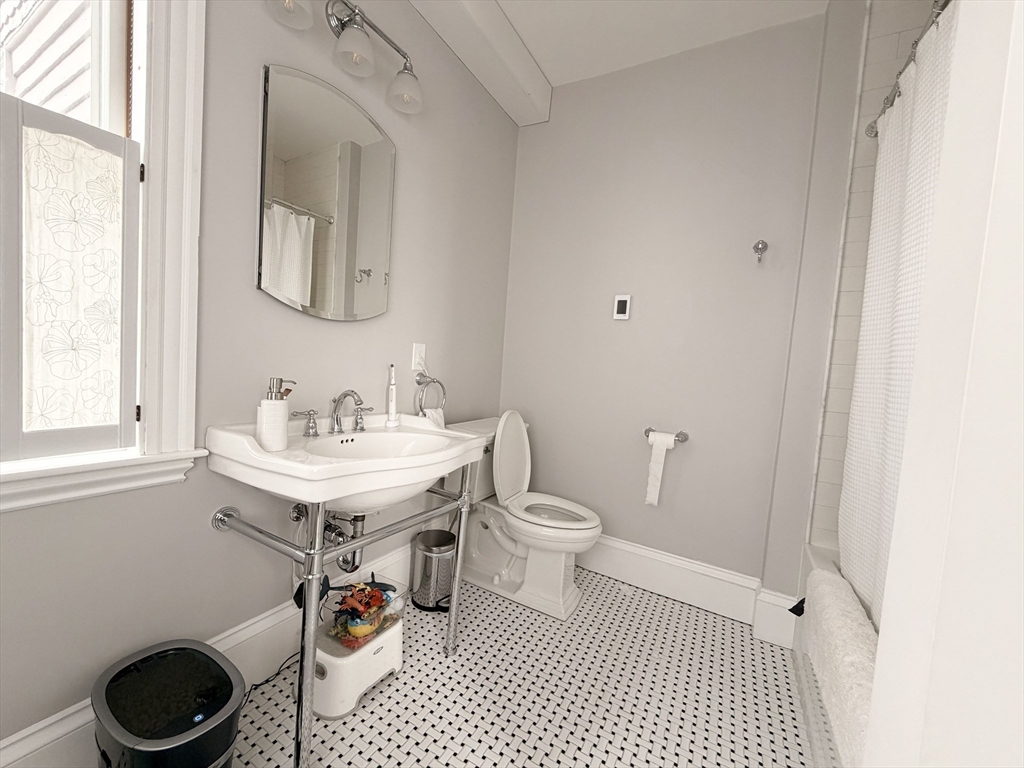 9 Forrester Street Salem, MA 01970 - Photo 11 of 20