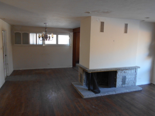 1020 Woodlawn Road Glenview, IL 60025 - Photo 5 of 18