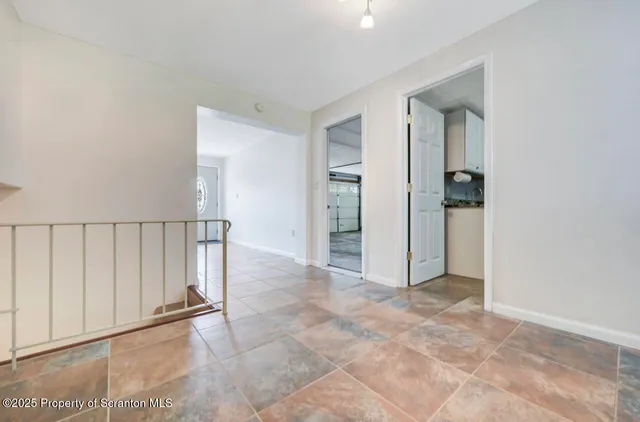 $31,200 | 107 Carteret Drive, Clarks Summit, PA 18411