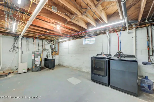 $31,200 | 107 Carteret Drive, Clarks Summit, PA 18411