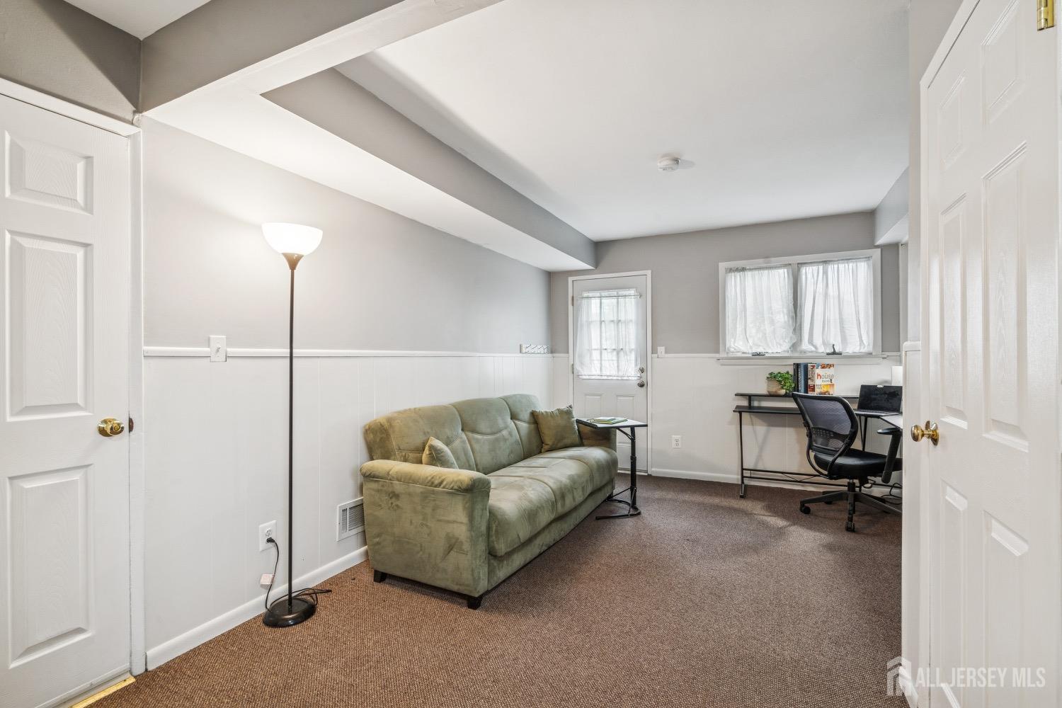 12 Aster Road Hamilton, NJ 08690 - Photo 28 of 37