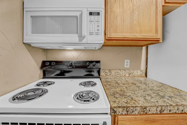 $899 | 3018 South 1st Street, Unit 110, Austin, TX 78704