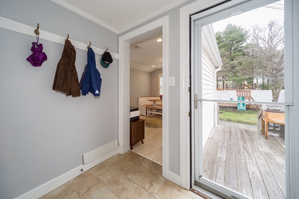 46 Parish Road, Unit 46 Needham, MA 02494 - Photo 19 of 24