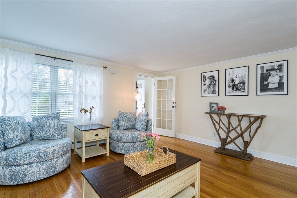 46 Parish Road, Unit 46 Needham, MA 02494 - Photo 5 of 24