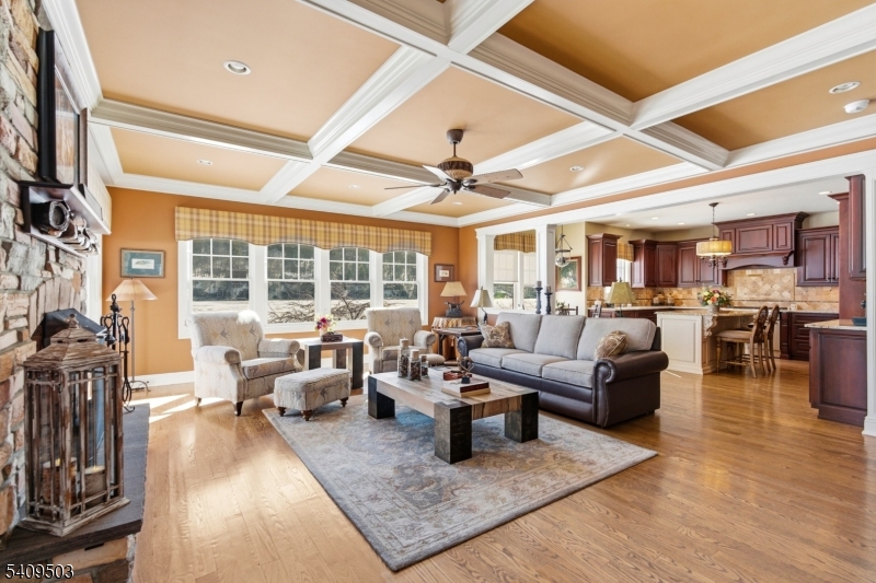 89 Woods Road Branchville, NJ 07826 - Photo 5 of 49