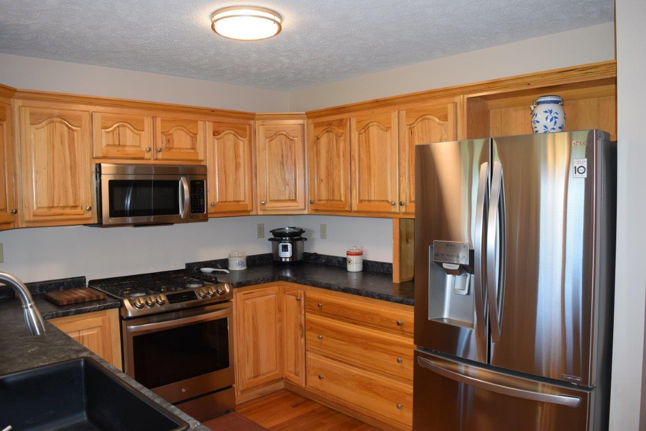 1745 Hunters Ridge Road Hillsville, VA 24343 - Photo 11 of 39 9