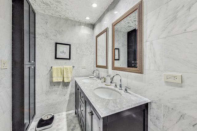 1016 West Madison Street, Unit 4S Chicago, IL 60607 - Photo 23 of 29 Gallery Image 23