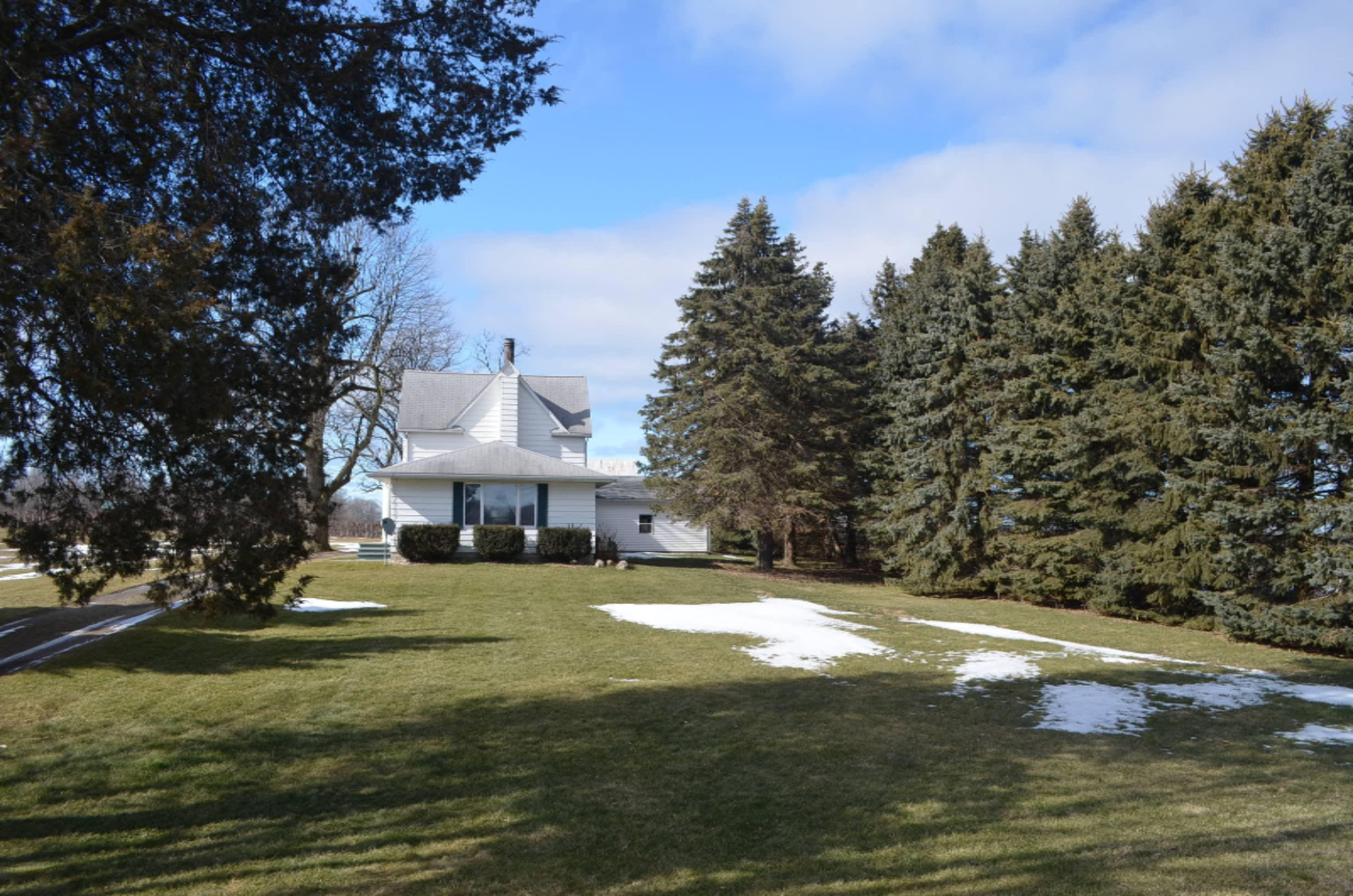 4468 Hollywood Road St. Joseph, MI 49085 - Photo 3 of 19 DSC_0013