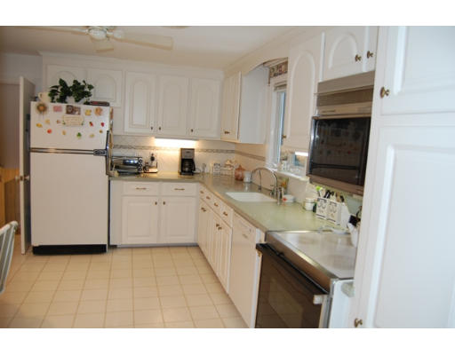 20 Hathaway Road Lexington, MA 02420 - Photo 10 of 14