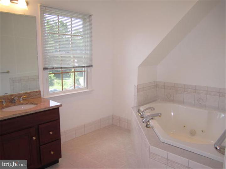 9631 State Rd. Philadelphia, PA 19114 - Photo 11 of 25 Master Bathroom