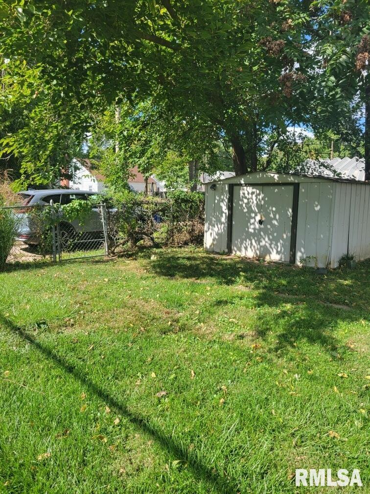 2449 South 9th Street Springfield, IL 62703 - Photo 14 of 50