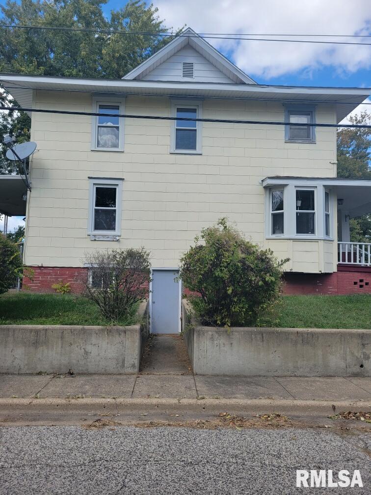 2449 South 9th Street Springfield, IL 62703 - Photo 3 of 50
