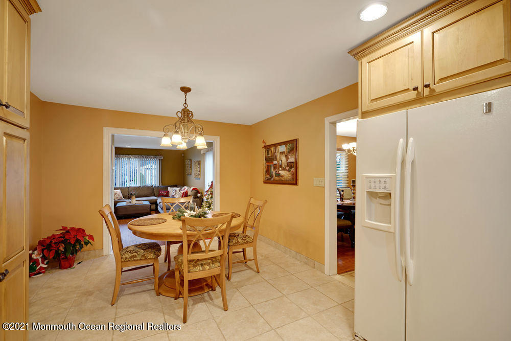 7 Fairview Road Marlboro, NJ 07746 - Photo 24 of 52 034_dsc02452-dsc02456