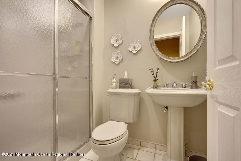 7 Fairview Road Marlboro, NJ 07746 - Photo 35 of 52 046_dsc02542-dsc02546