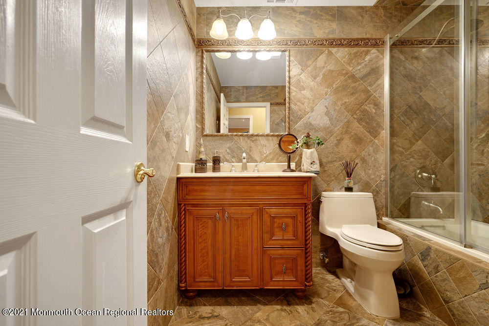 7 Fairview Road Marlboro, NJ 07746 - Photo 36 of 52 047_dsc02547-dsc02551