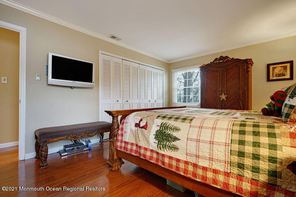 7 Fairview Road Marlboro, NJ 07746 - Photo 43 of 52 056_dsc02602-dsc02606