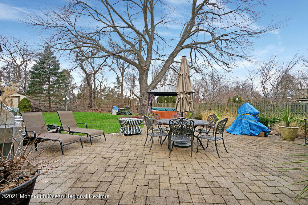 7 Fairview Road Marlboro, NJ 07746 - Photo 47 of 52 060_dsc02632-dsc02636_1