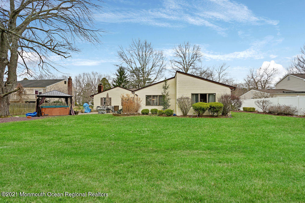 7 Fairview Road Marlboro, NJ 07746 - Photo 50 of 52 065_dsc02692-dsc02696_1